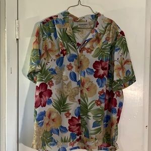 Donnkenny women’s Hawaiian shirt